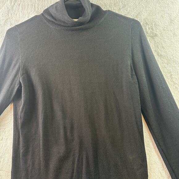 Neiman Marcus Cashmere Collection Basic Turtleneck Top – Size S - Picture 5 of 9